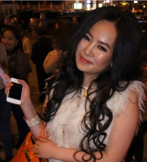 А.Урангоо ээж болжээ